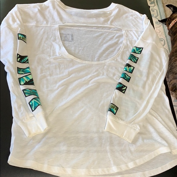 Victoria’s Secret PINK open back ling sleeve top - Picture 4 of 4